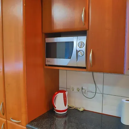 Naaj Apartment *