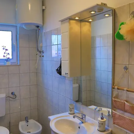 Apartment Naaj *
