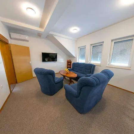 Naaj Apartment